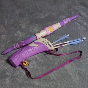 Rapunzel Bow and Arrow Set